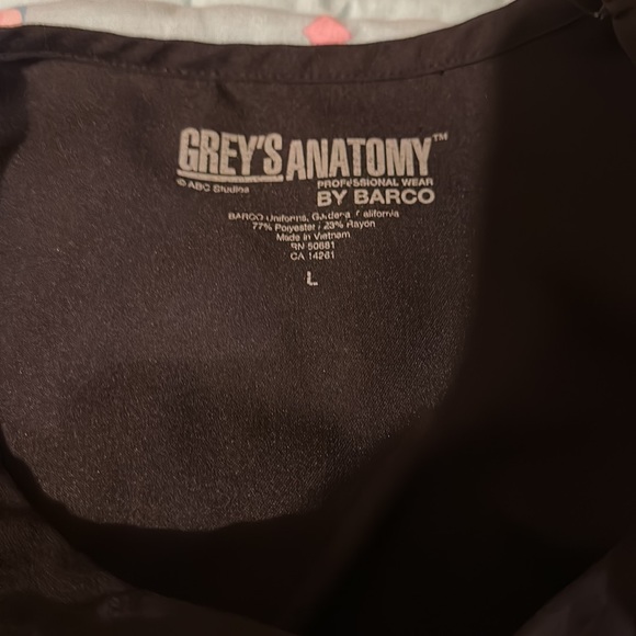 Women’s Grey’s Anatomy scrub top - Picture 7 of 7